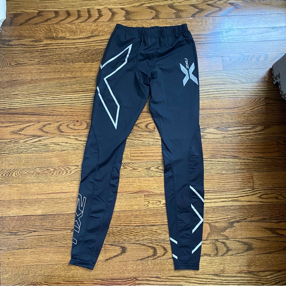 2XU Black Athletic Compression Leggings